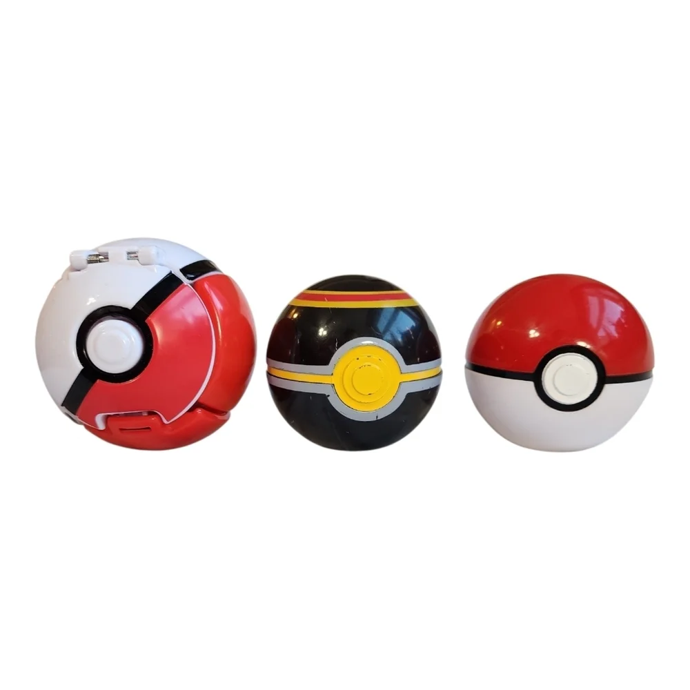 2018 Pokemon Poke Ball Clip ‘N’ Go Luxury  & Throw And Pop Lot Of 3 Empty